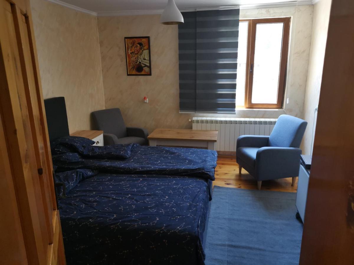 Къща Томови,Стаи За Гости Dövlen Dış mekan fotoğraf